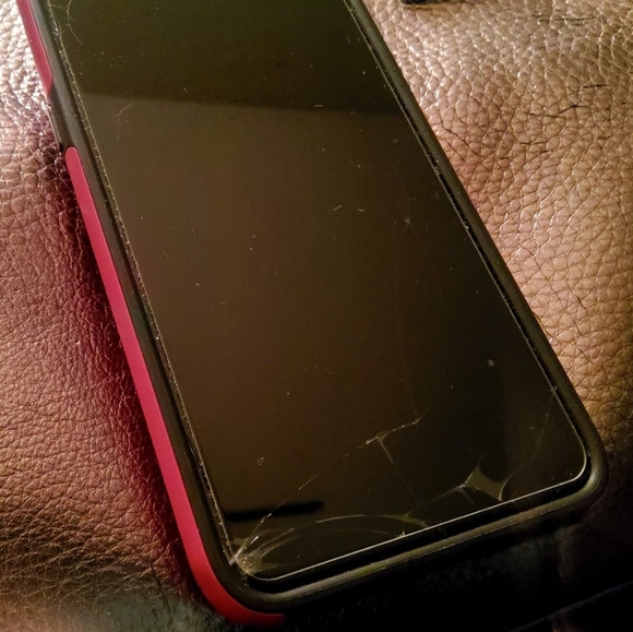 Lively Smart phone (read description) - Picture 2 of 9